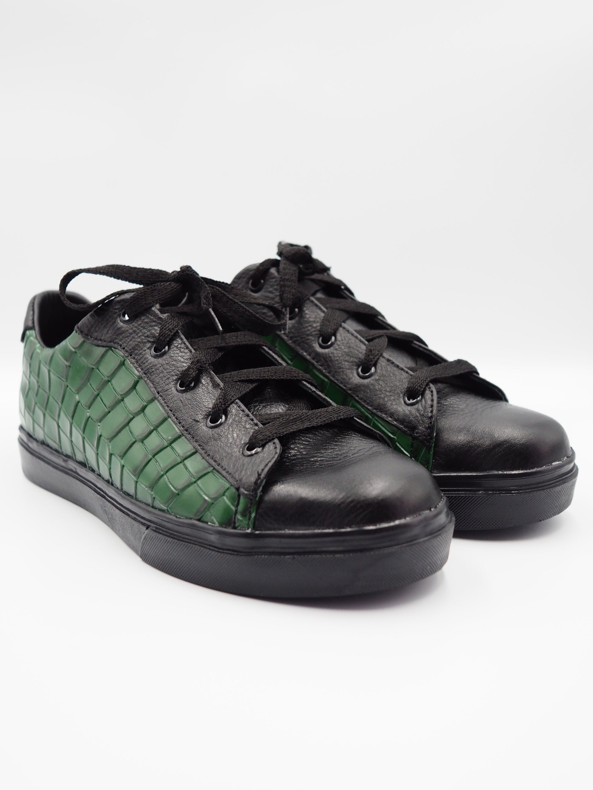 Tenis Miletto Piel Negro Textura Croco Verde