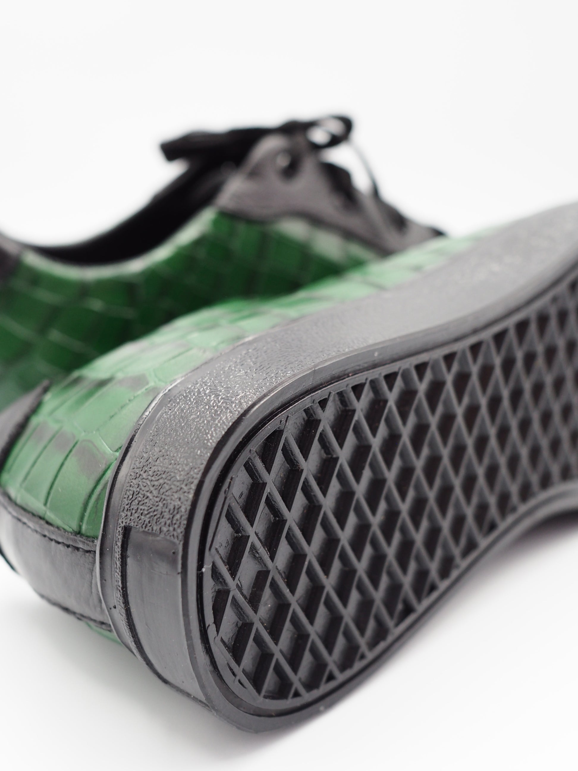 Tenis Miletto Piel Negro Textura Croco Verde