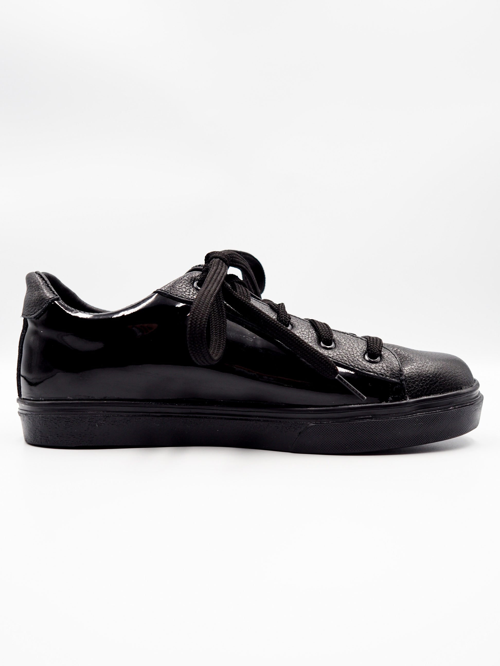 Tenis Miletto Piel Textura Charol Negro